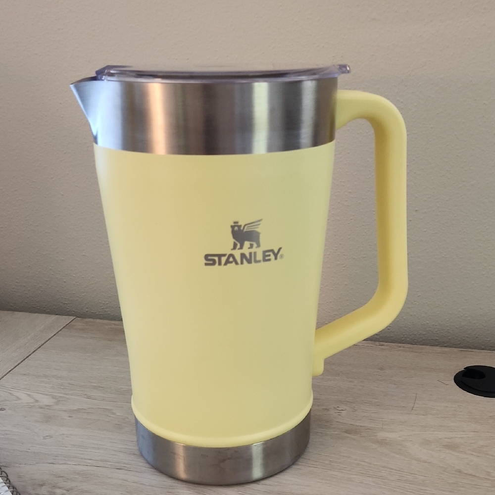 Stanley 64oz Stainless Steel Stay Chill Pitcher